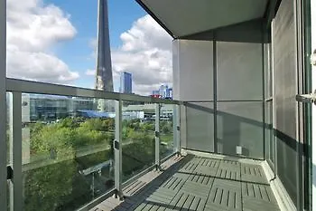 Quickstay - Luxury Condo Toronto 3*,